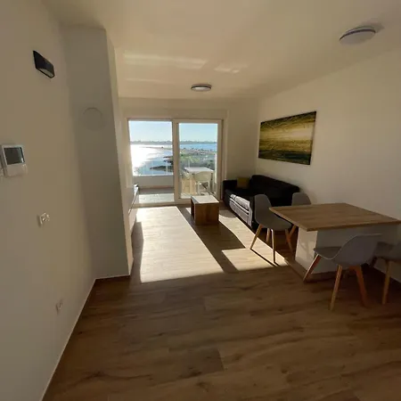 Aquavista Apartment Nin