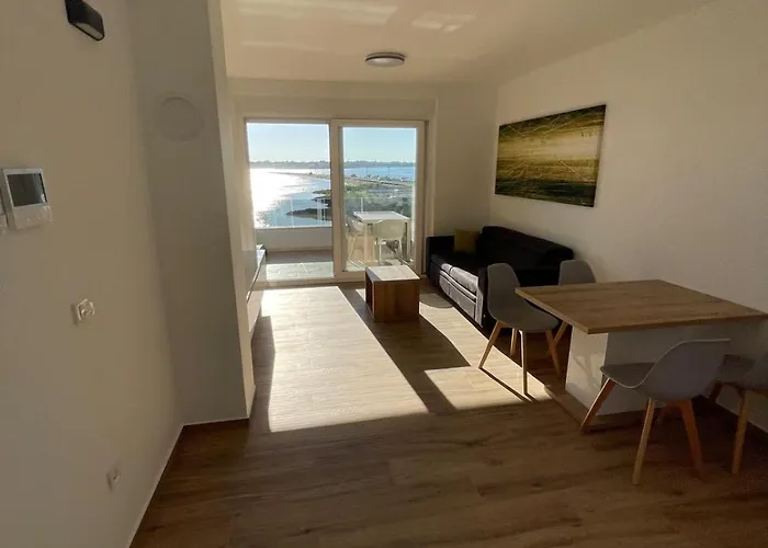 Aquavista Apartment Nin