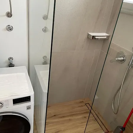 Aquavista Apartment