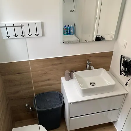 Aquavista Apartment *